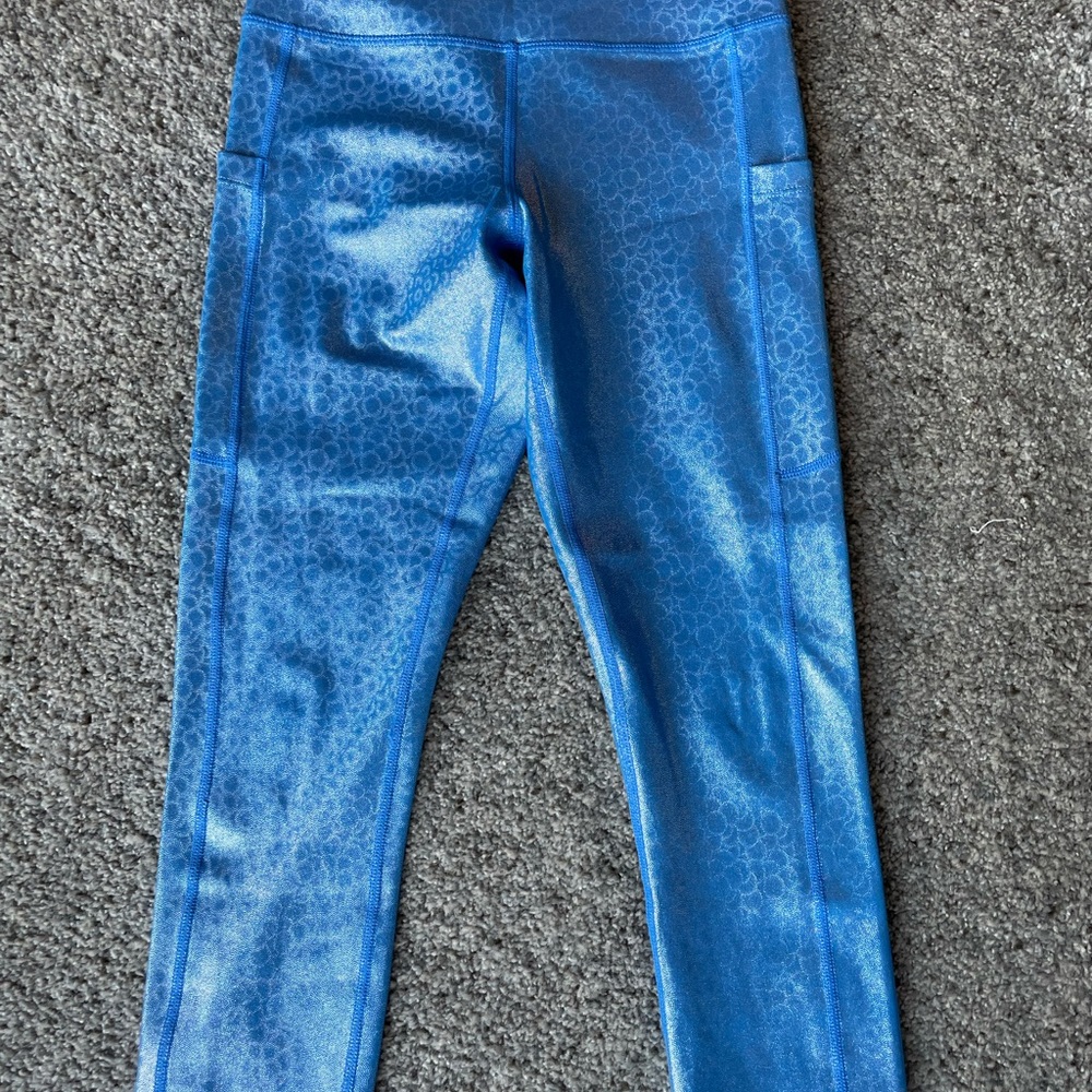 Zyia Mermaid Capri Leggings